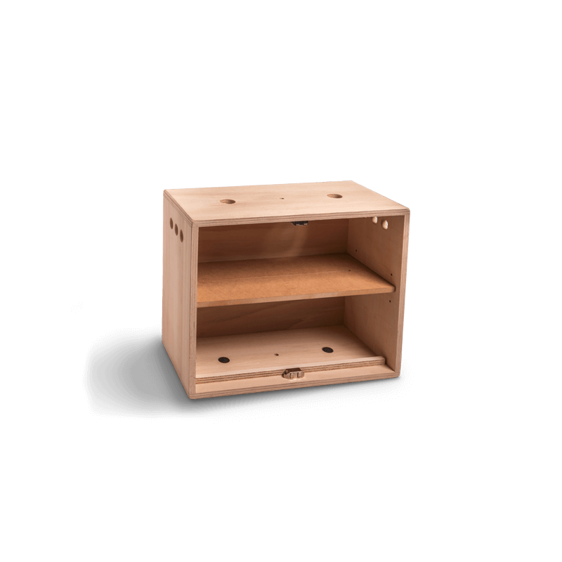 Plank in kleine doos opening grote zijde