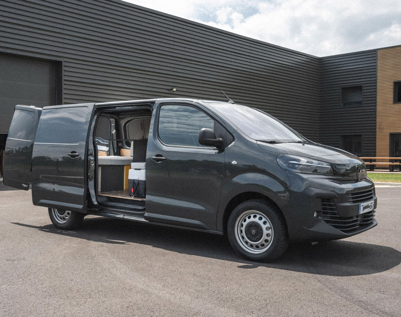 Omgebouwde Peugeot Expert van